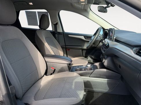 Used 2022 Ford Escape SE image 15