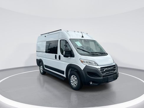 Used 2024 RAM ProMaster 1500 w/ Quick Order Package 22G SLT FWD image 2