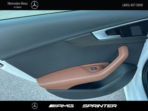 Used 2025 Audi A4 2.0T Premium image 17