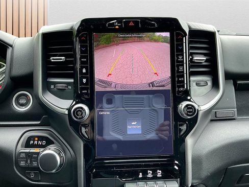 New 2026 RAM 1500 4x4 Crew Cab image 14
