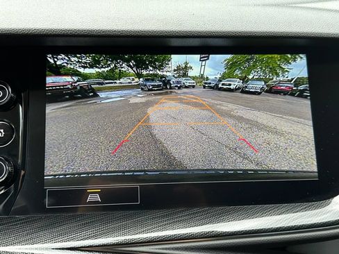 Used 2023 Buick Envision Essence AWD/4WD image 21