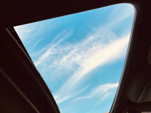 Used 2010 Ford Expedition Limited image 35