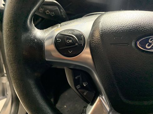 Used 2019 Ford Transit Connect XLT w/ Driver-Assist Package image 13