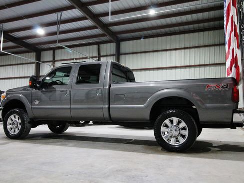 Used 2014 Ford F350 Lariat w/ Lariat Ultimate Package image 7