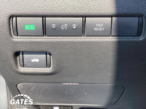 Used 2024 Nissan Sentra SV w/ All-Weather Package FWD image 21
