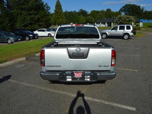 Used 2008 Nissan Frontier SE w/ SE Value Truck Pkg image 47