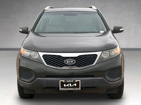 Used 2011 Kia Sorento LX image 6