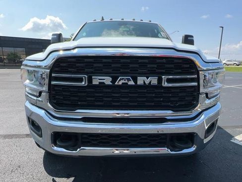 New 2023 RAM 4500 SLT w/ Quick Order Package 2YG SLT image 2