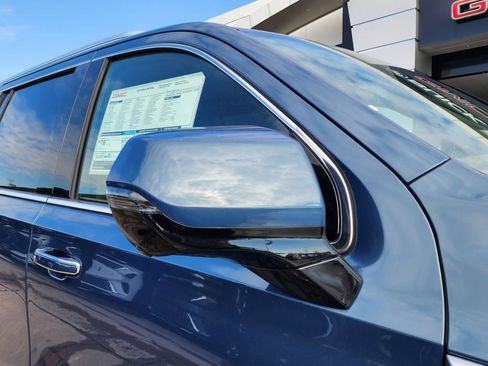 New 2026 GMC Yukon XL Denali w/ Sun & Power Step Package image 10