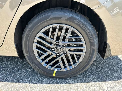 New 2026 Nissan Sentra SV w/ SV Convenience Package FWD image 17