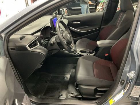 Used 2023 Toyota Corolla SE image 9