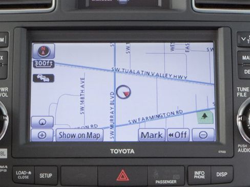 Used 2013 Toyota Highlander SE AWD/4WD image 17