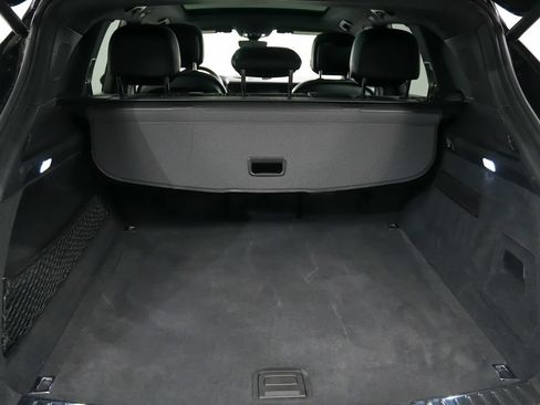 Certified 2024 Porsche Cayenne AWD/4WD image 13