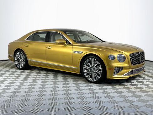 New 2026 Bentley Flying Spur Plug-In Hybrid image 3