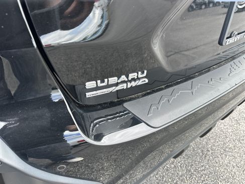 Used 2024 Subaru Crosstrek 2.5i Limited AWD/4WD image 5