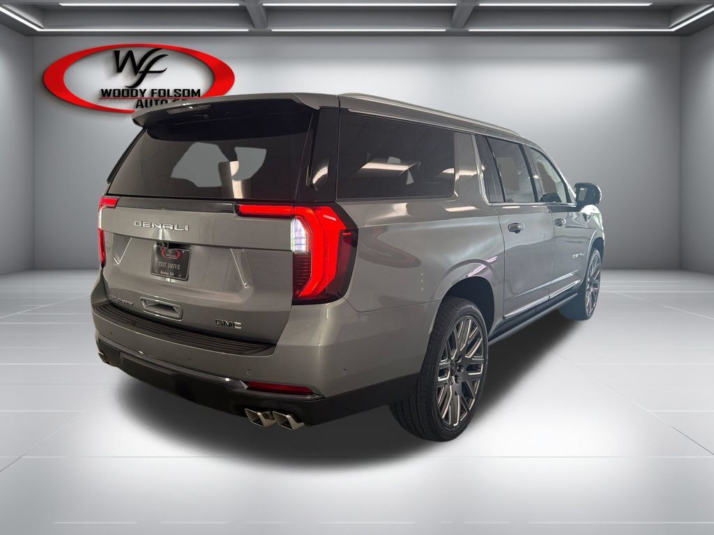 New 2026 GMC Yukon XL Denali Ultimate AWD/4WD image 6