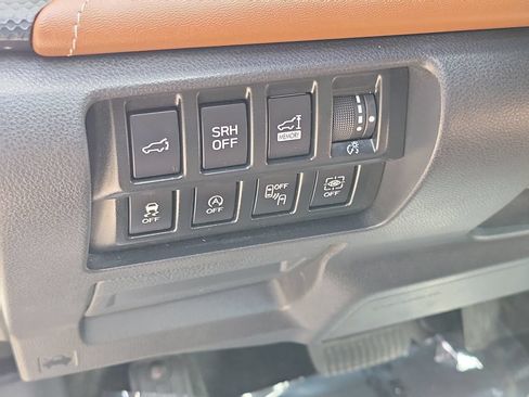 Used 2019 Subaru Forester Touring w/ Popular Package #3 AWD/4WD image 16