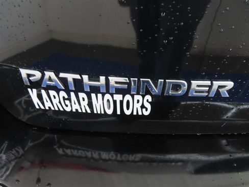Used 2019 Nissan Pathfinder S AWD/4WD image 13