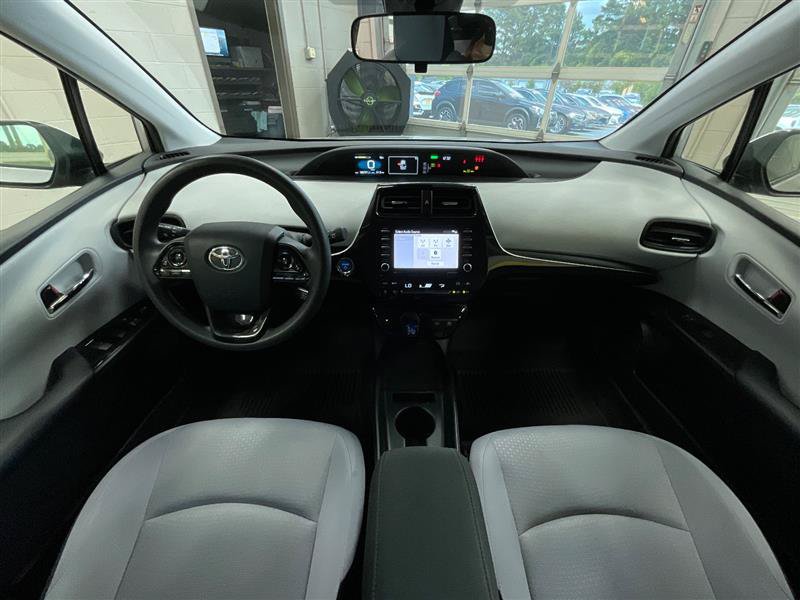 Used 2022 Toyota Prius LE FWD image 23