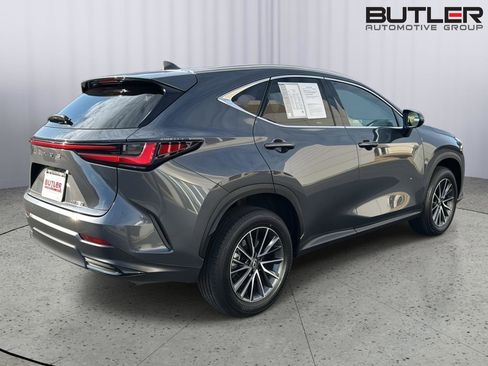 Certified 2025 Lexus NX 250 FWD w/ Towing Package (2000 Lbs) image 5