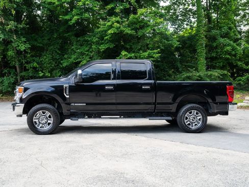 Used 2021 Ford F250 XLT w/ XLT Premium Package AWD/4WD image 4