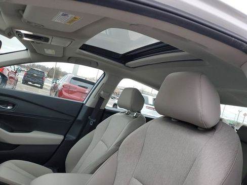 Used 2024 Honda Accord EX image 6