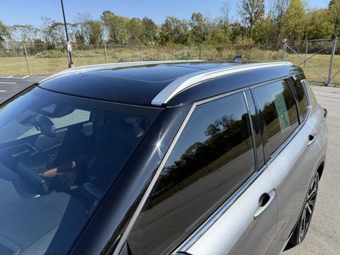 Used 2023 Mitsubishi Outlander SEL 40th Anniversary image 64