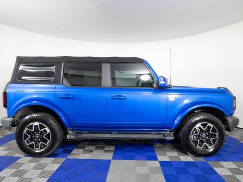 Used 2022 Ford Bronco Outer Banks AWD/4WD image 4