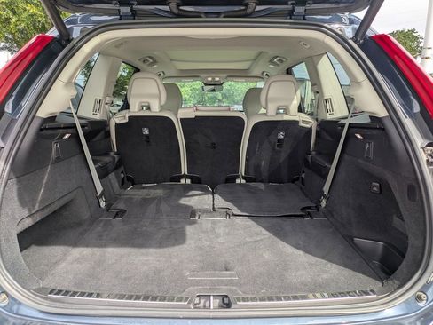 Used 2023 Volvo XC90 B6 Plus AWD/4WD image 21