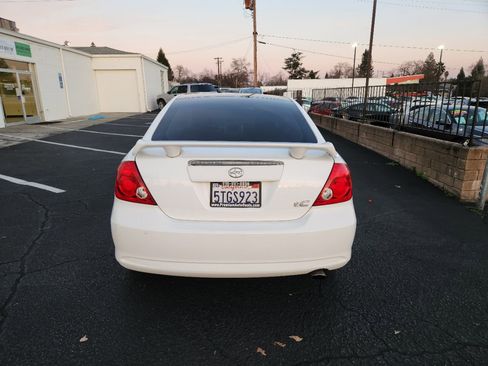 Used 2006 Scion tC image 4