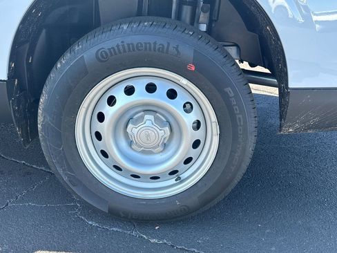 New 2025 Ford Maverick XL image 19