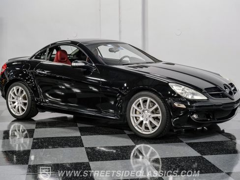 Used 2005 Mercedes-Benz SLK 350 image 14