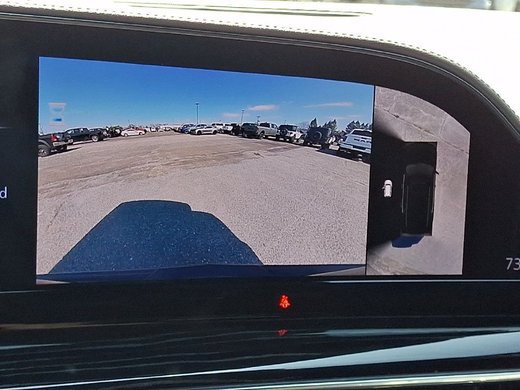 Used 2023 Cadillac Escalade ESV Sport AWD/4WD image 25