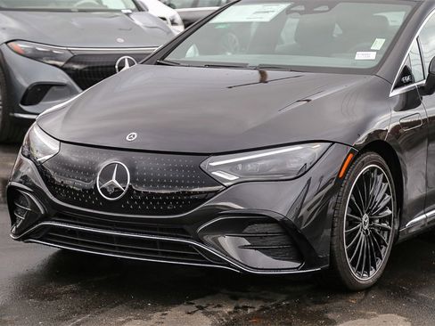 Used 2024 Mercedes-Benz EQE 350+ 4MATIC Sedan image 7