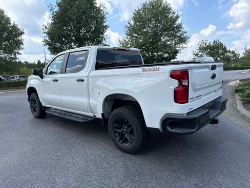 Used 2022 Chevrolet Silverado 1500 Custom Trail Boss w/ Safety Confidence Package AWD/4WD image 4