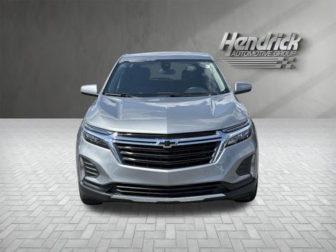 Used 2024 Chevrolet Equinox LT FWD image 3