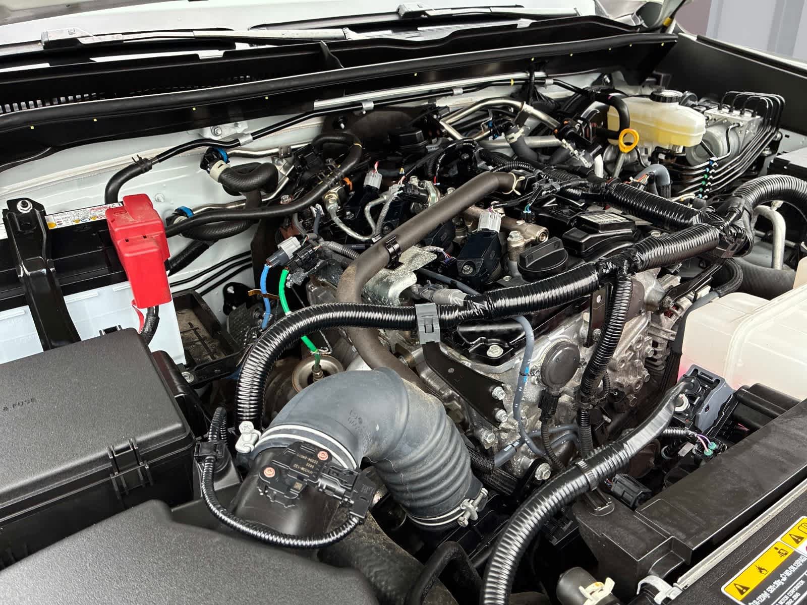Used 2025 Toyota 4Runner SR5 AWD/4WD image 14