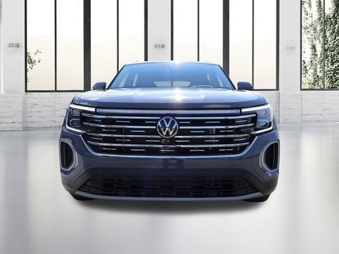 Used 2025 Volkswagen Atlas SEL AWD/4WD image 8