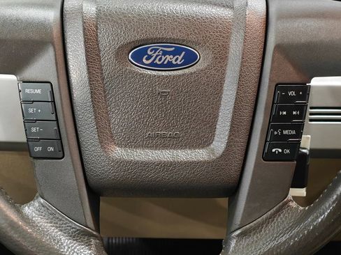 Used 2010 Ford F150 Lariat RWD image 5