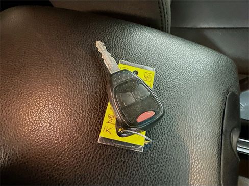 Used 2018 Jeep Wrangler Unlimited Sport S image 34