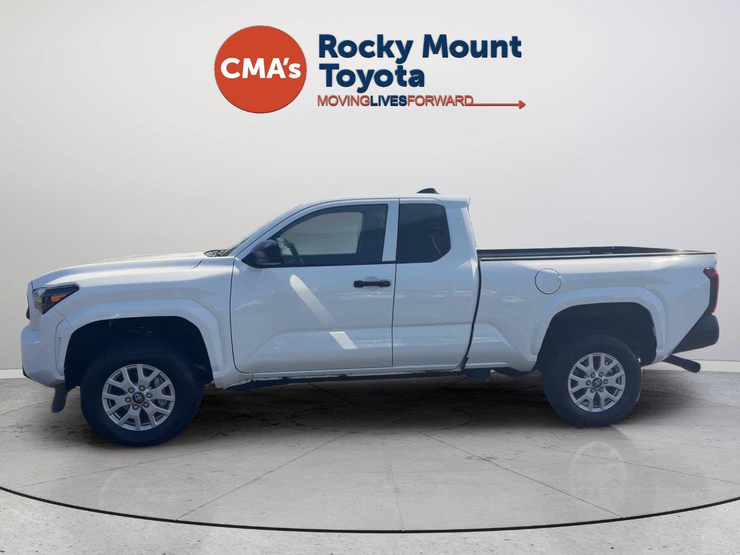 Used 2024 Toyota Tacoma SR RWD image 2