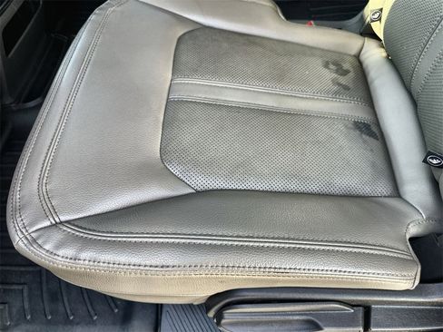 Used 2021 Ford Expedition Max Limited image 17