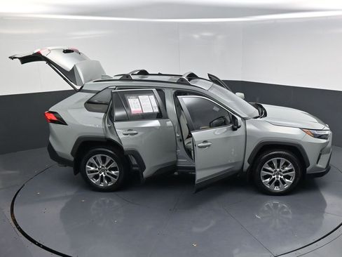 Used 2023 Toyota RAV4 XLE Premium image 24