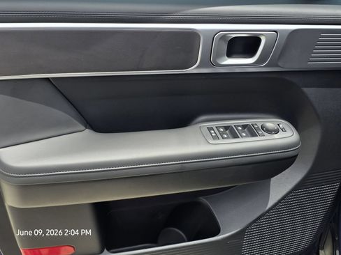 Used 2026 Hyundai Santa Fe SEL FWD image 15