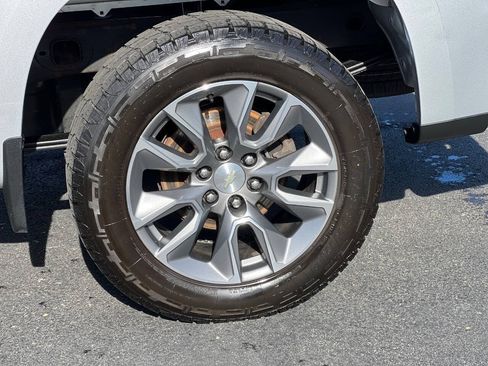 Used 2019 Chevrolet Silverado 1500 LT w/ All-Star Edition AWD/4WD image 10