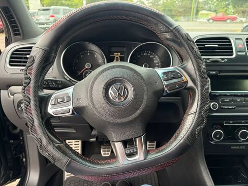 Used 2014 Volkswagen GTI Wolfsburg Edition FWD image 17