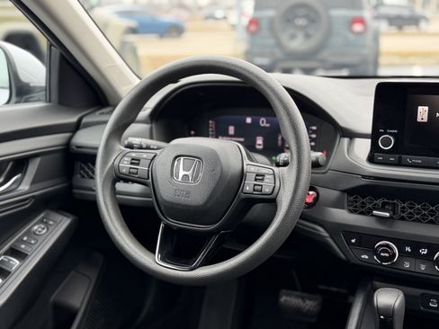 Used 2024 Honda Accord EX image 10