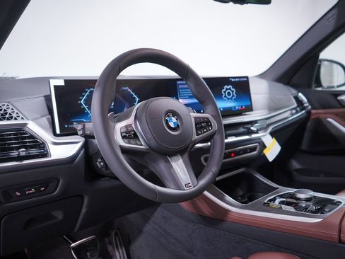 New 2026 BMW X5 sDrive40i w/ M Sport Package RWD image 6