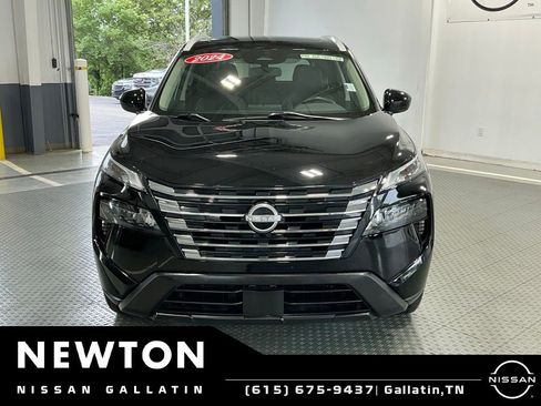 Used 2024 Nissan Rogue SV w/ SV Premium Package AWD/4WD image 20