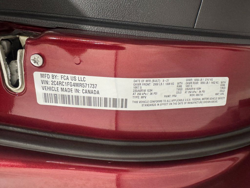 Used 2021 Chrysler Pacifica Touring w/ S Appearance Package FWD image 40